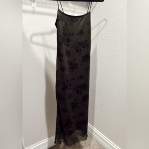 Dark green Dress with black floral print size small, fitted